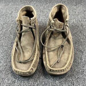 Clarks Originals Wallabee Boot 8.5 M Taupe Suede Leather Crepe Sole Streetwear